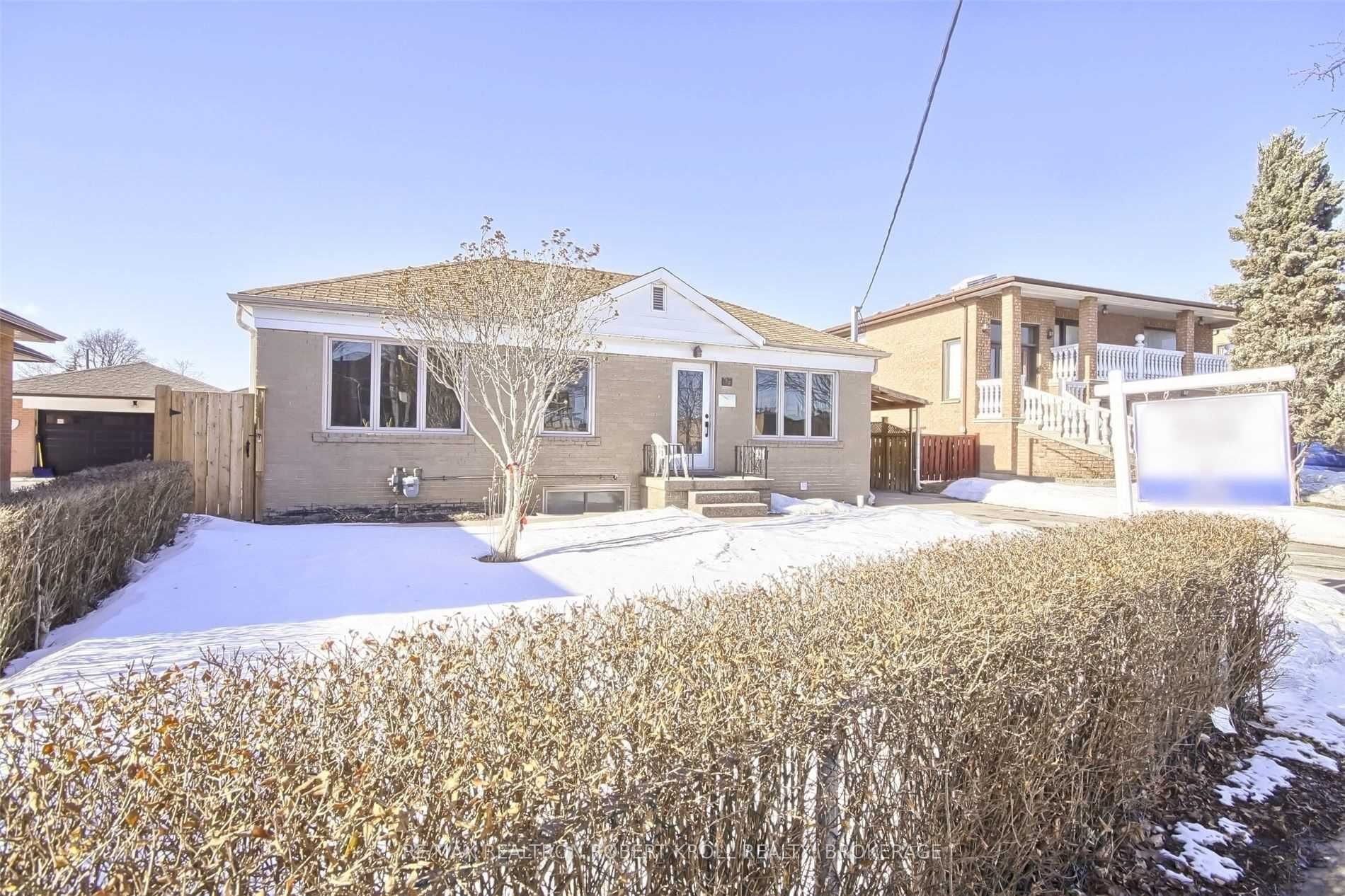 28 Flamborough Dr
