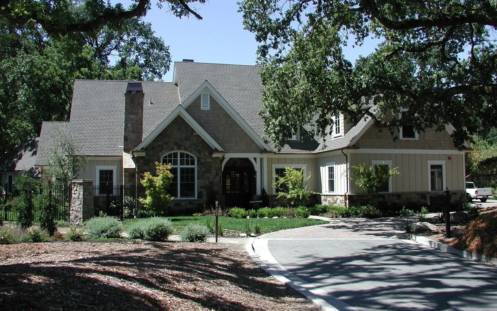 27 Samantha Dr