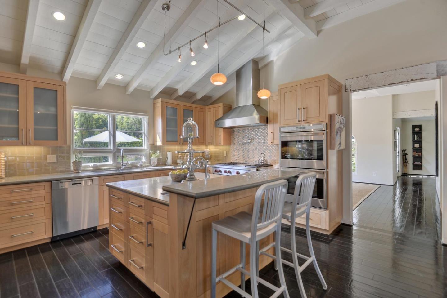 109 Elva Dr
