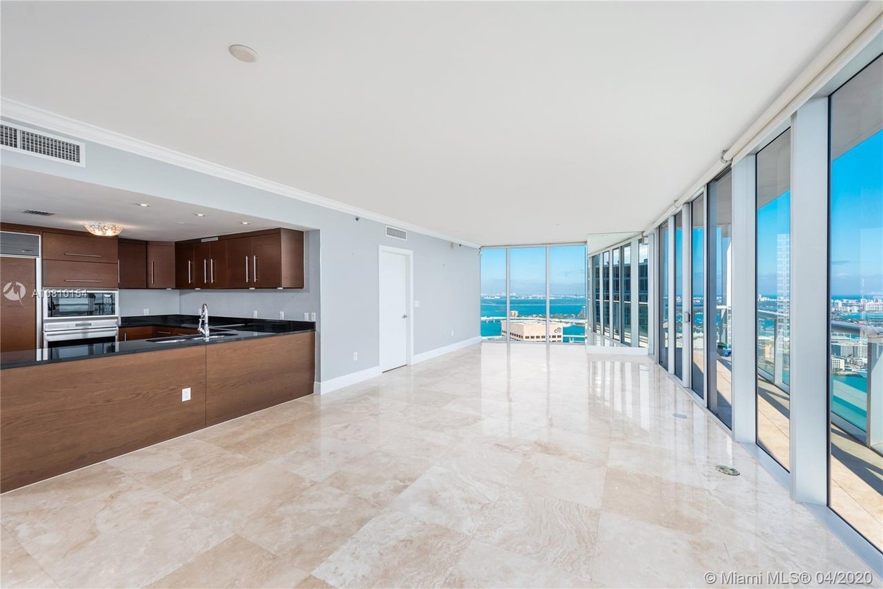465 Brickell Ave #5701