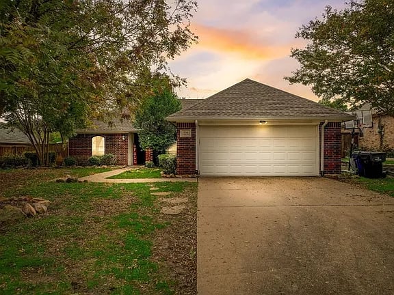 8311 Christie Dr