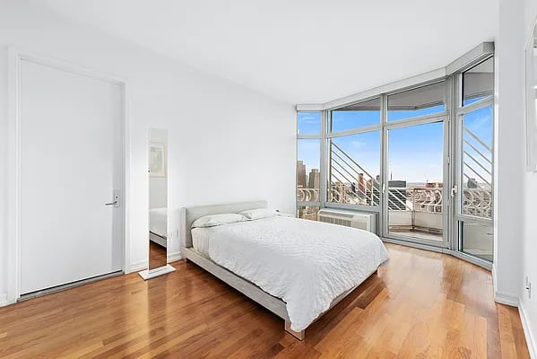 200 East 32nd Street #33B