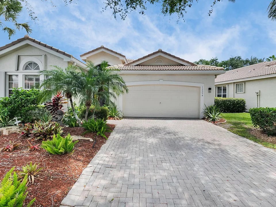 13594 Morocca Lake Lane
