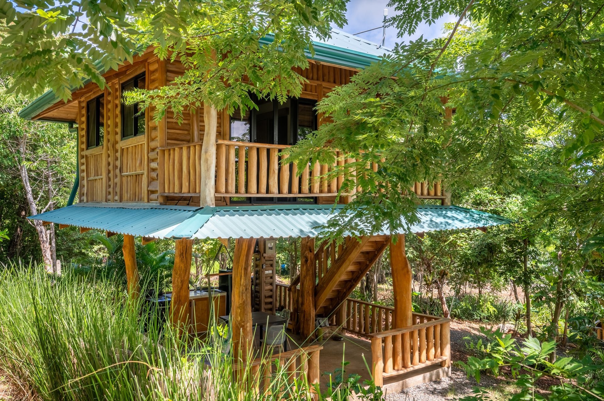 Tropical Lodge | Income-Producing Residential & Commercial Property Near Playa Grande