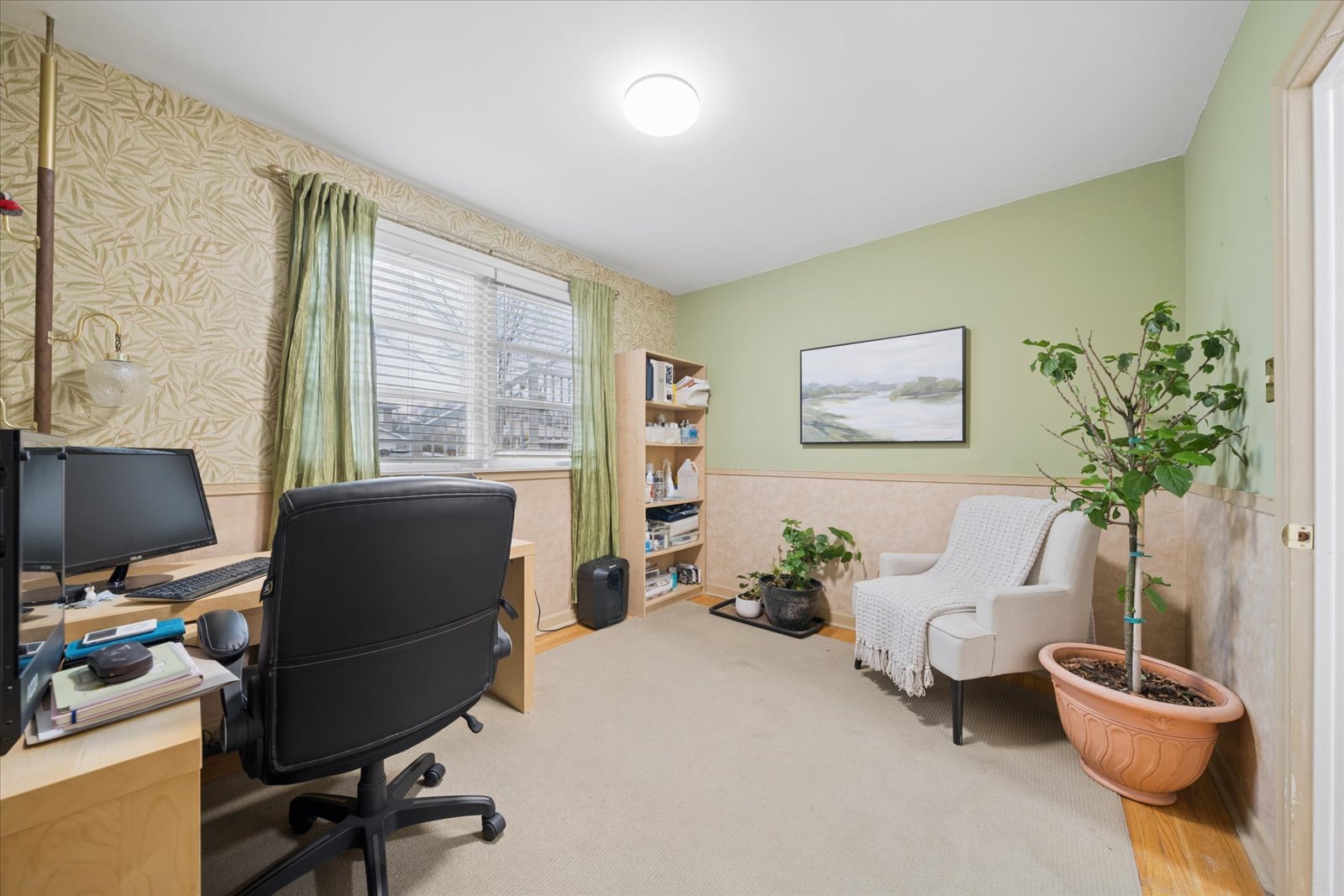 2 Valleycrest Ave