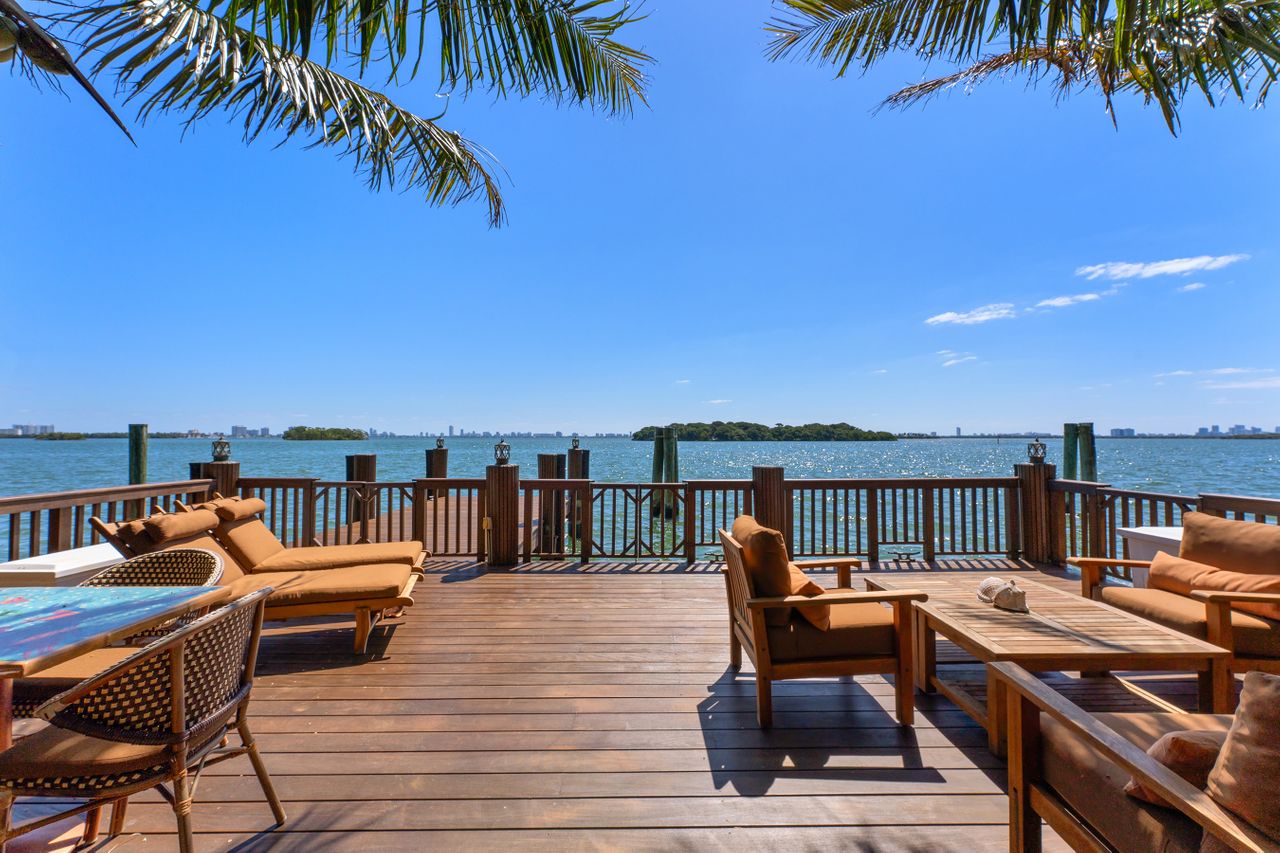  Morningside Waterfront Estate
