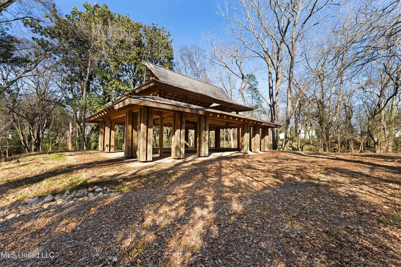 300 W Chulahoma Ave