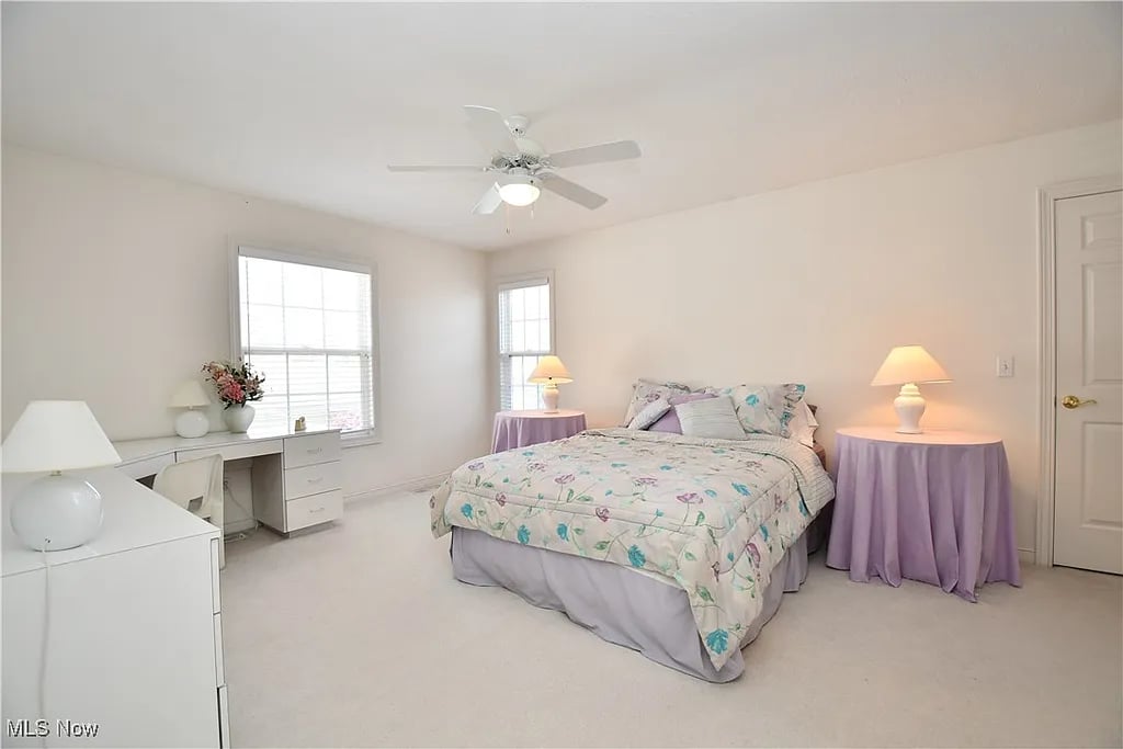 410 W Glengary Cir