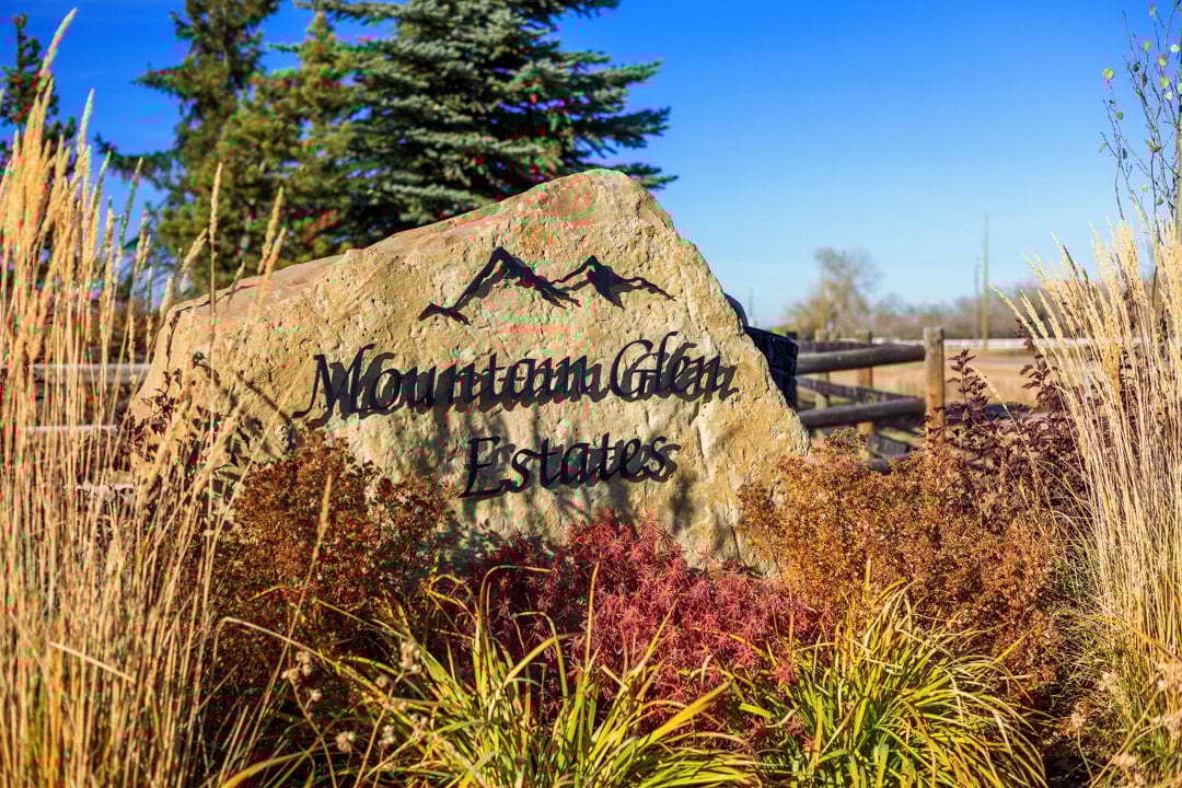 Private Bearspaw Estate Home