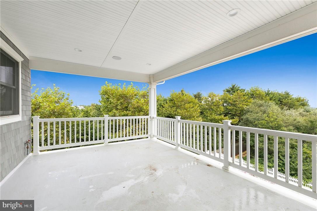 25 Long Beach Blvd, #A