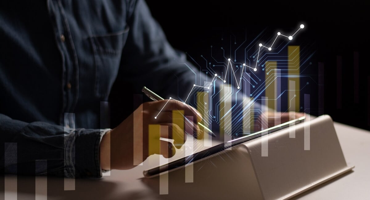 How To Navigate The Real Estate Market During An Economic Downturn