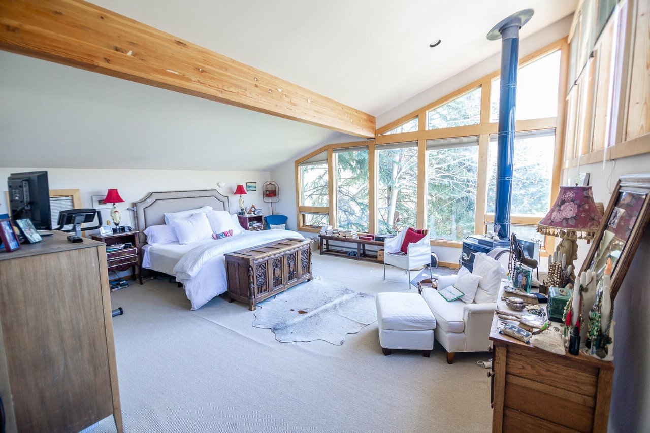 109 Chocolate Gulch Rd