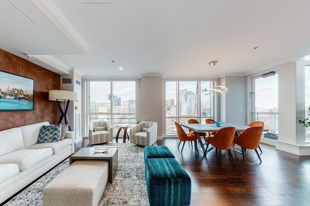 1 Nassau St #2204