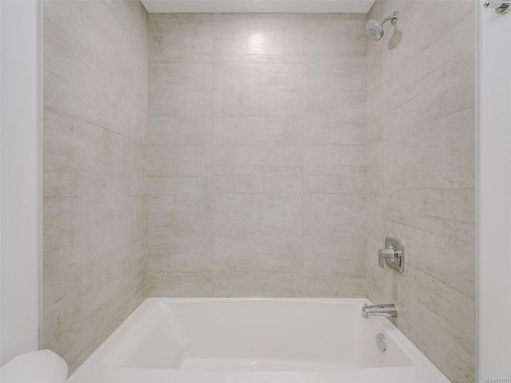 654 Granderson Rd, #212