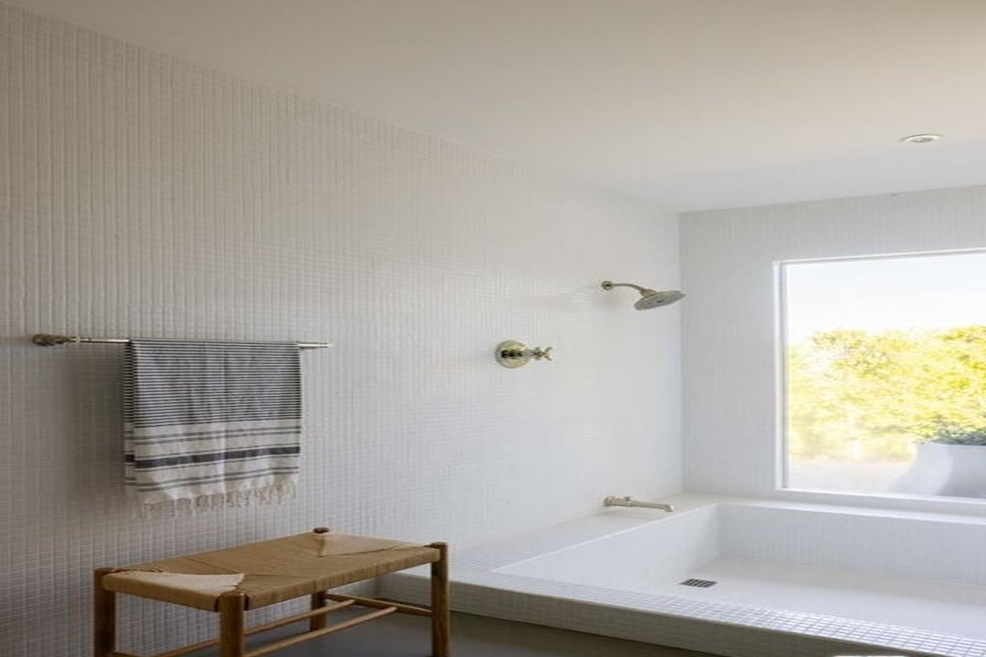 Crownfall Reserve, Edwin Dr, 90046