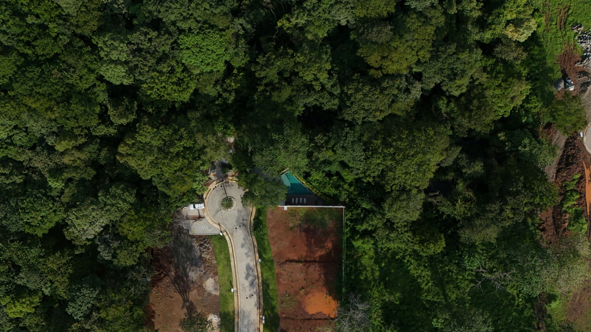 Gated Community Lots Walking Distance to Avellanas