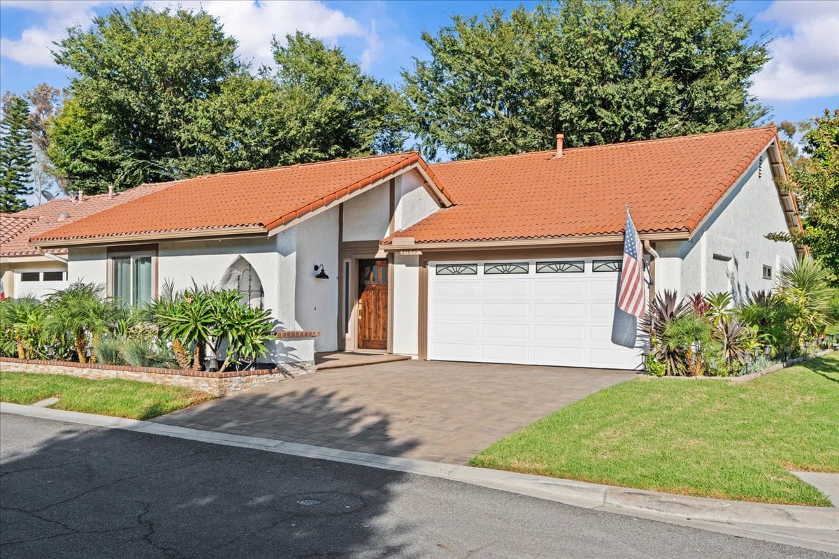 27695 Via Turina, Mission Viejo, CA 92692
