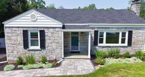 Tour 287 Booth Hill Road in Trumbull, CT