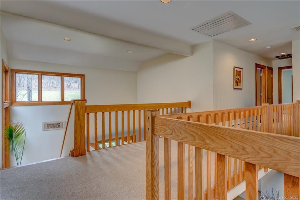 19 Mine Hill RD