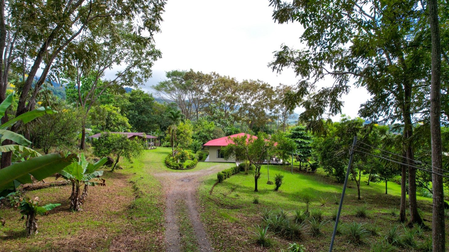 House for Sale in Ojochal, Costa Rica – Traditional Charm on 2.75 Acres