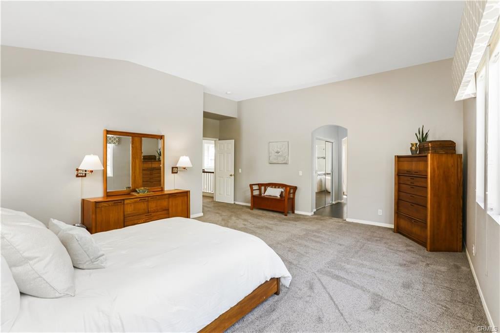 39 Feather Ridge