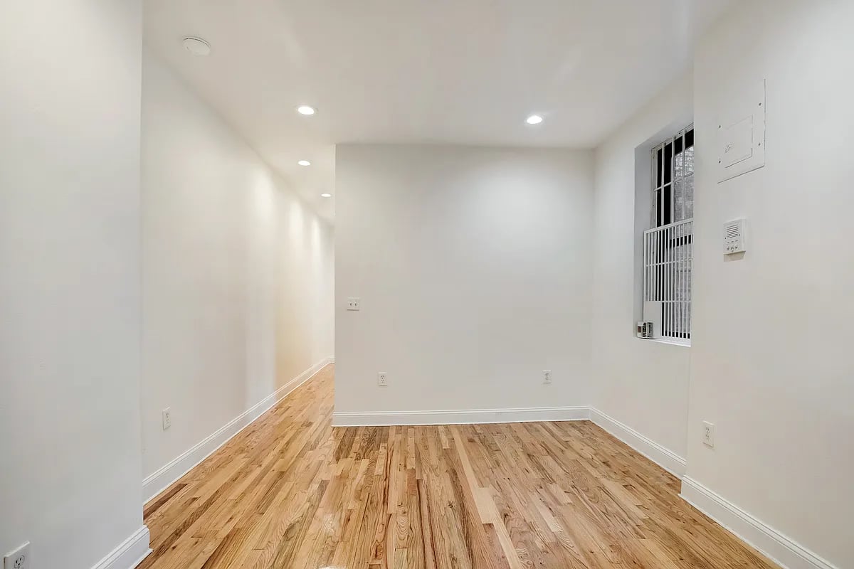185 E 3rd St, #2G