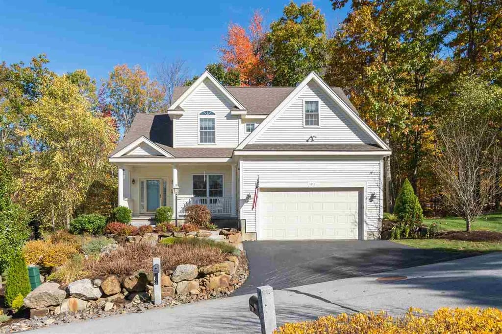 103 Hickory Stick Ln