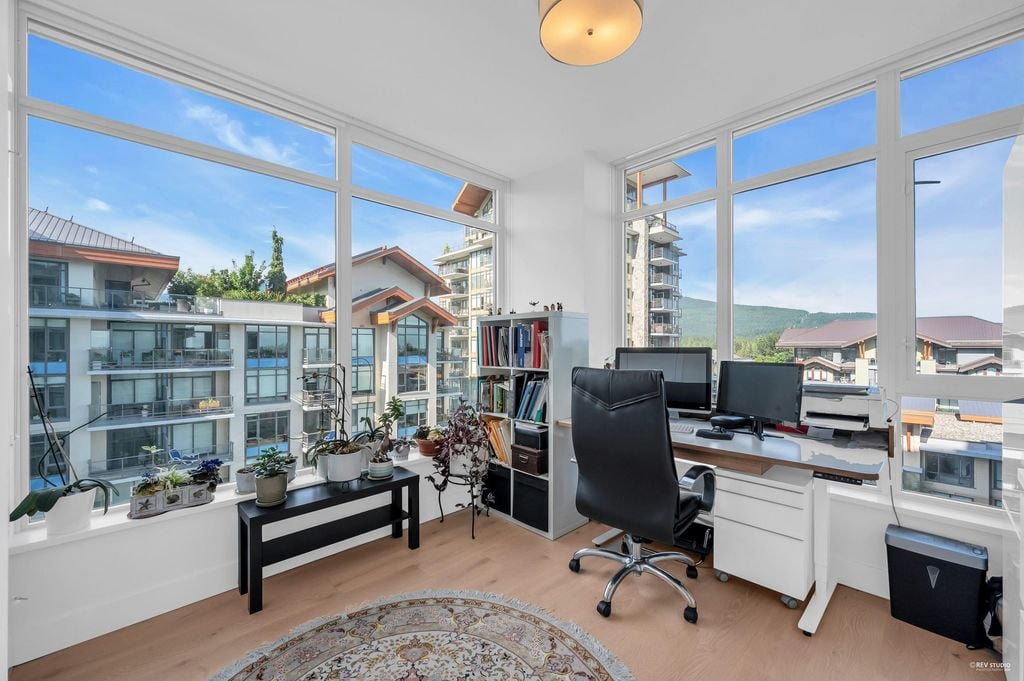 1210 E 27th St, #601