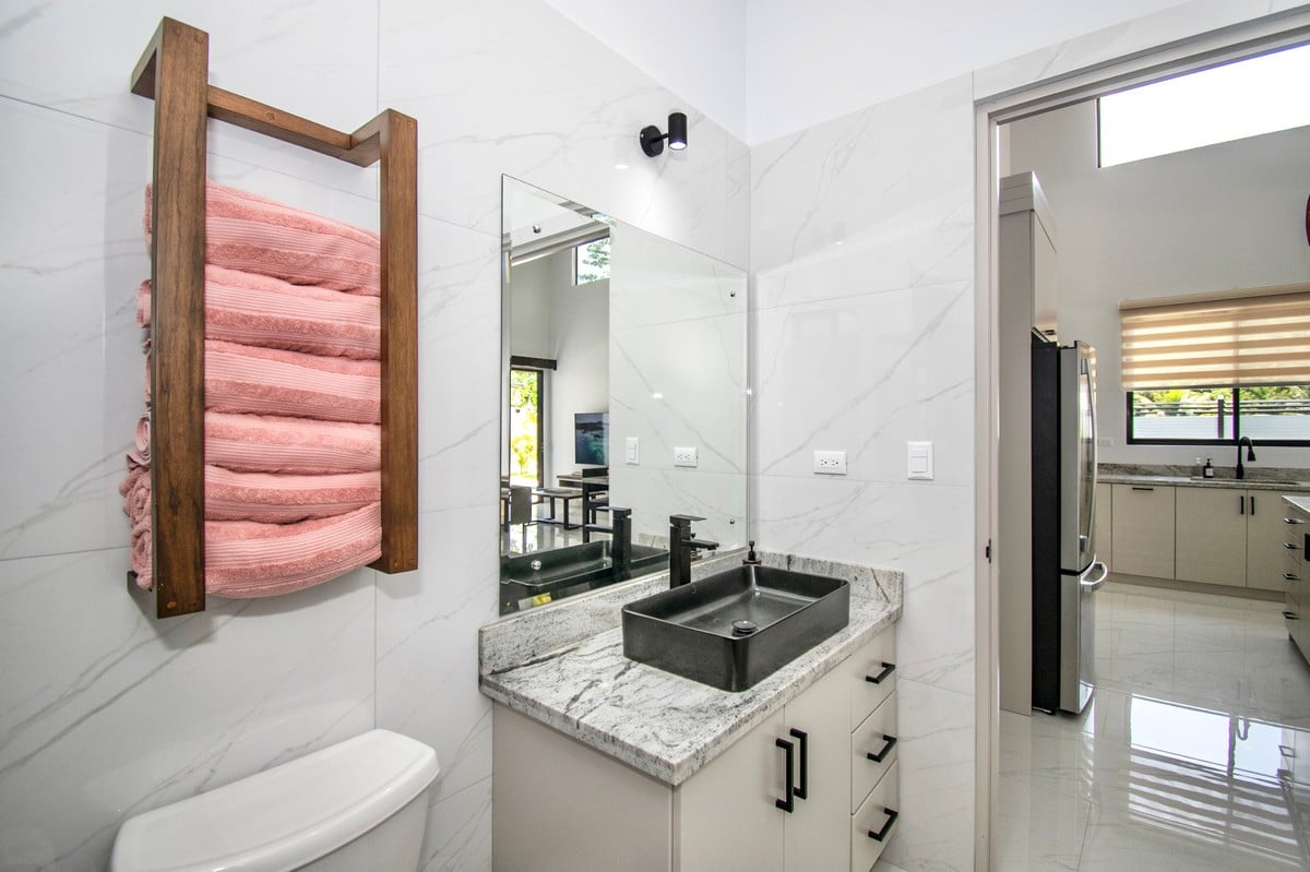 0.14 ACRES – 3 Bedroom Newly Built Modern Home Pool, Privacy, Only 5min Walk to the Beach!!!!