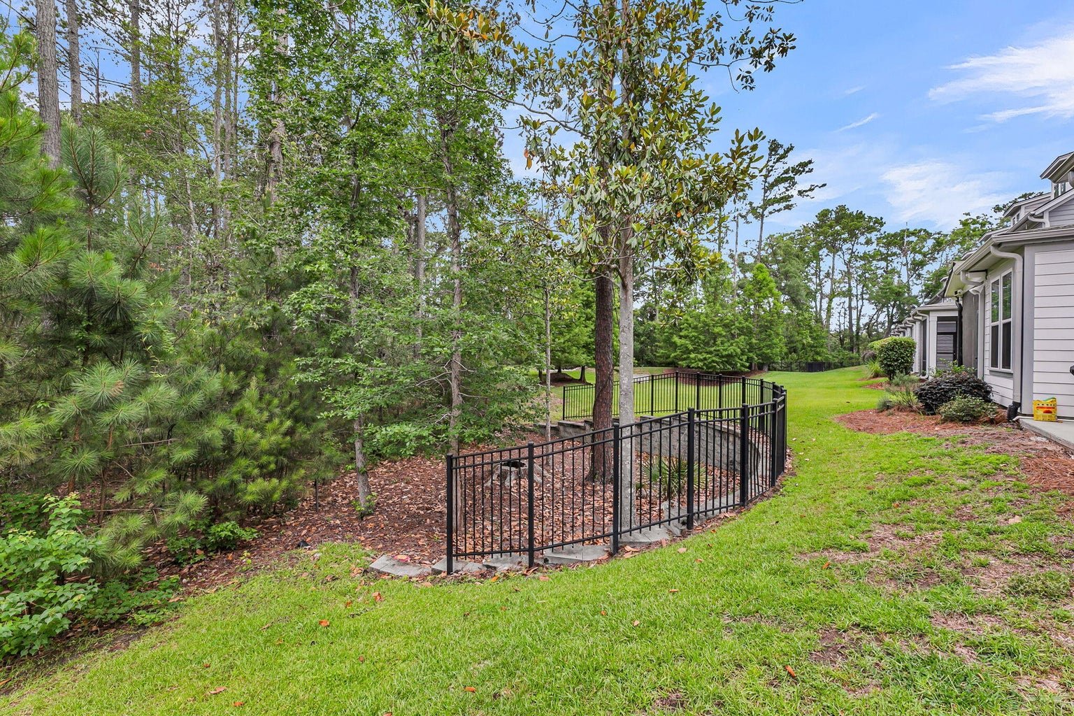 2336 Watchtower Ln