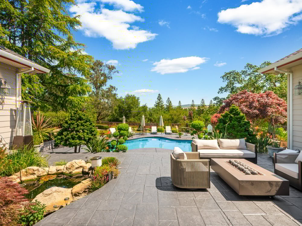 4588 Bennett Valley Rd