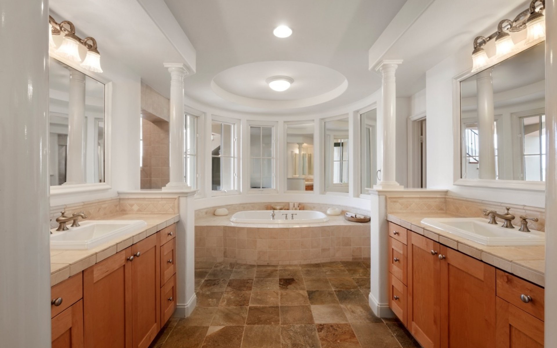 76 Sidra Cove