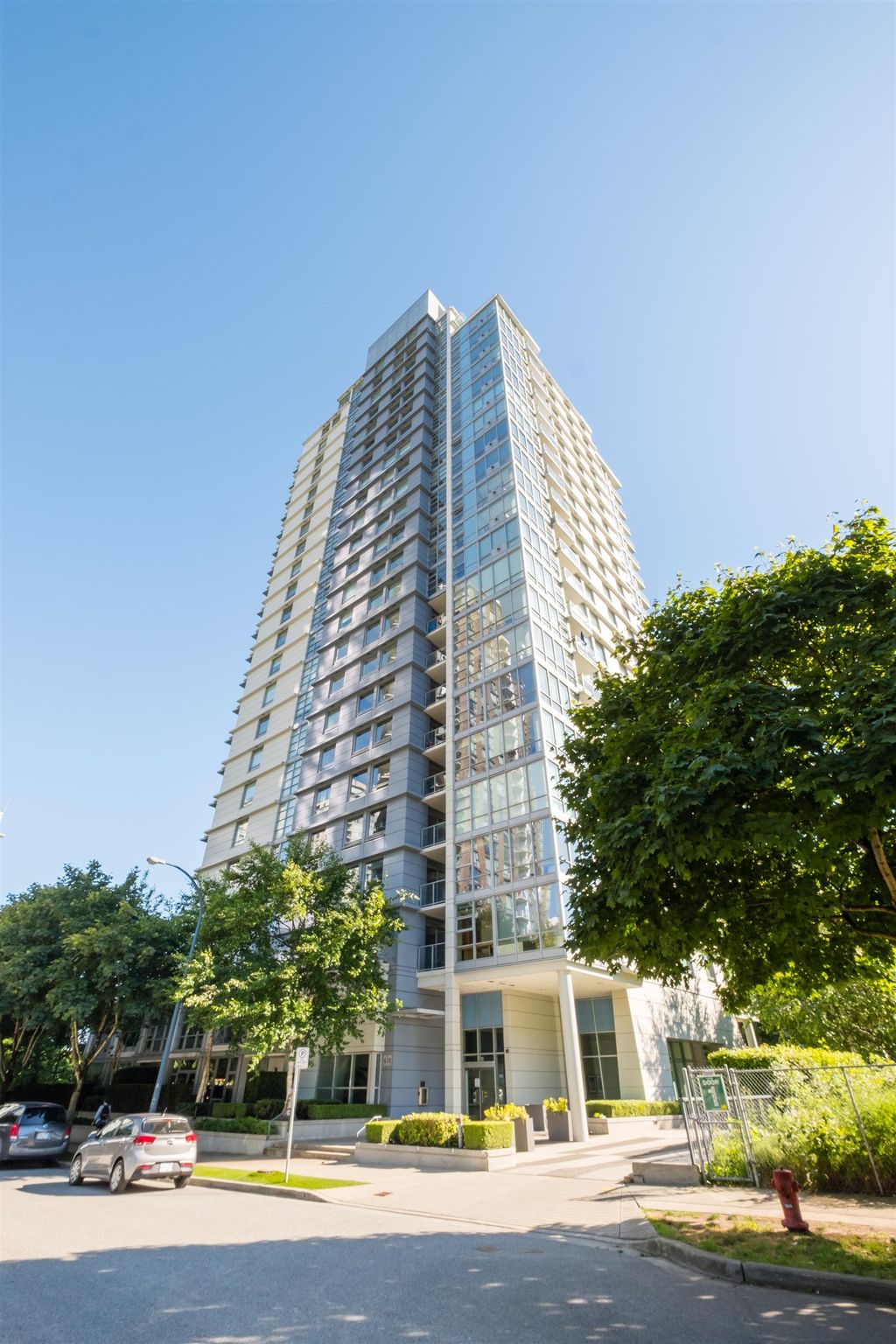 638 Beach Cres, #1805