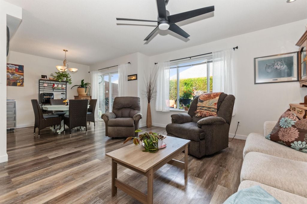 1530 Mackay Crescent, #12