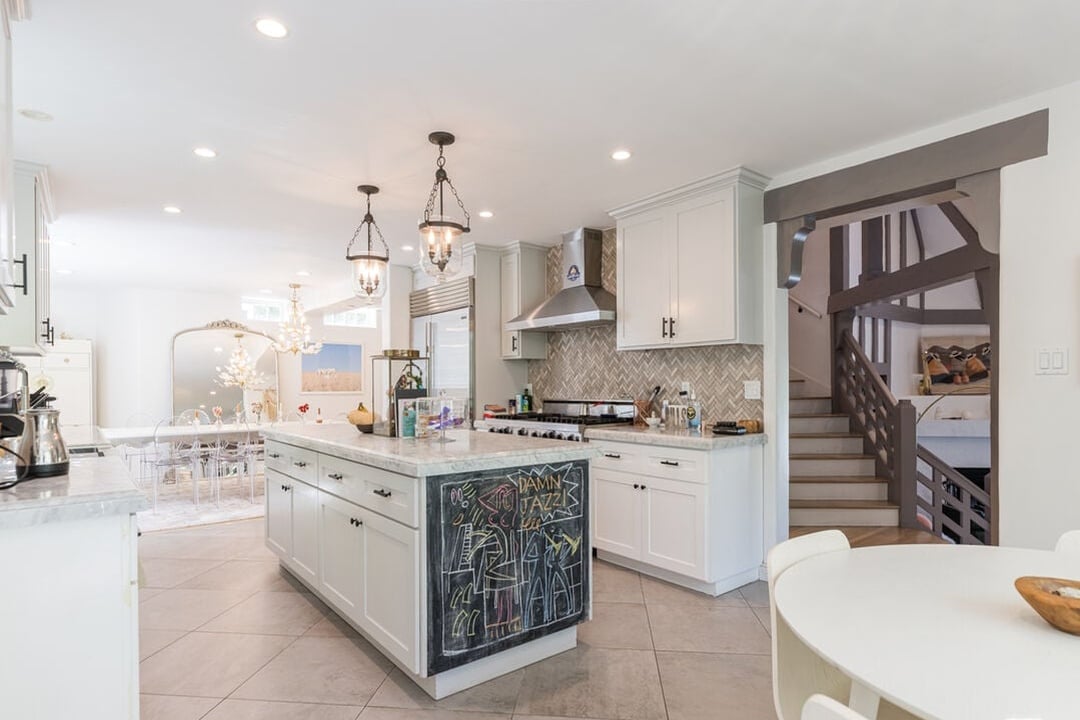 Pinnacle Estate, Wonderland Ave, 90046