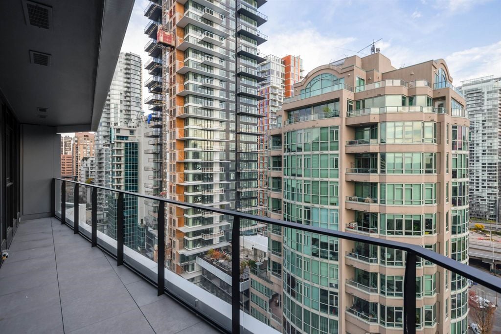889 Pacific St, #1401