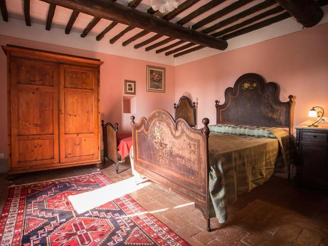 Enchanting Countryside Estate in Arezzo