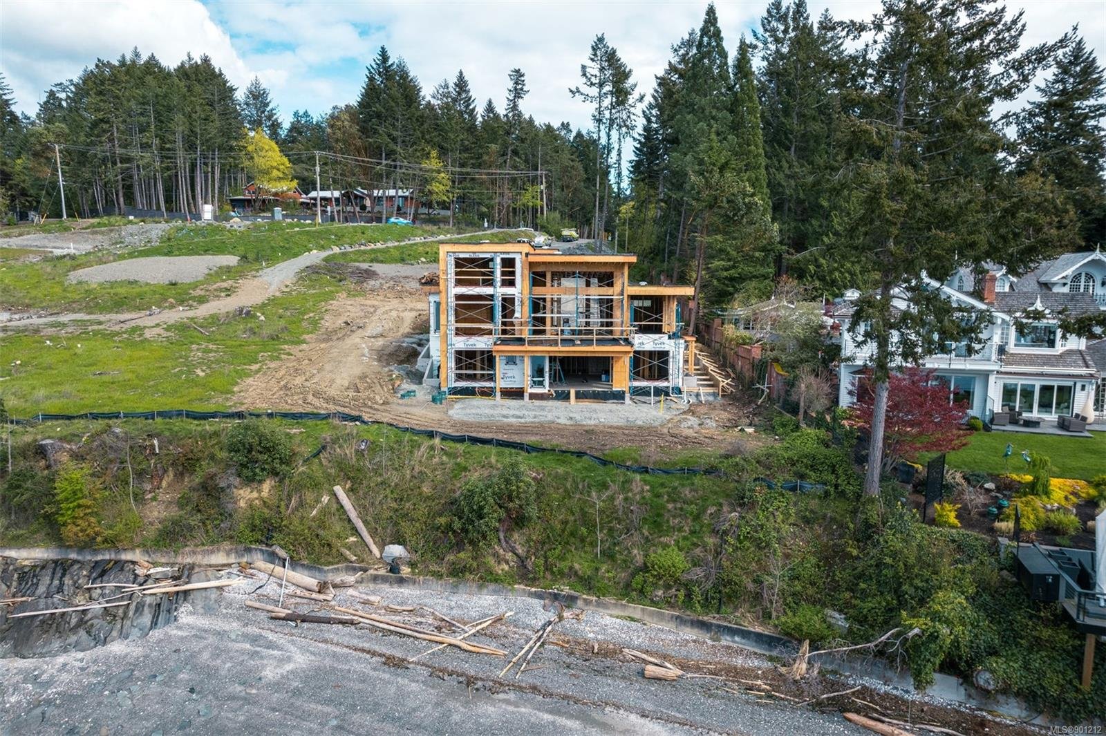 386 Lands End Rd