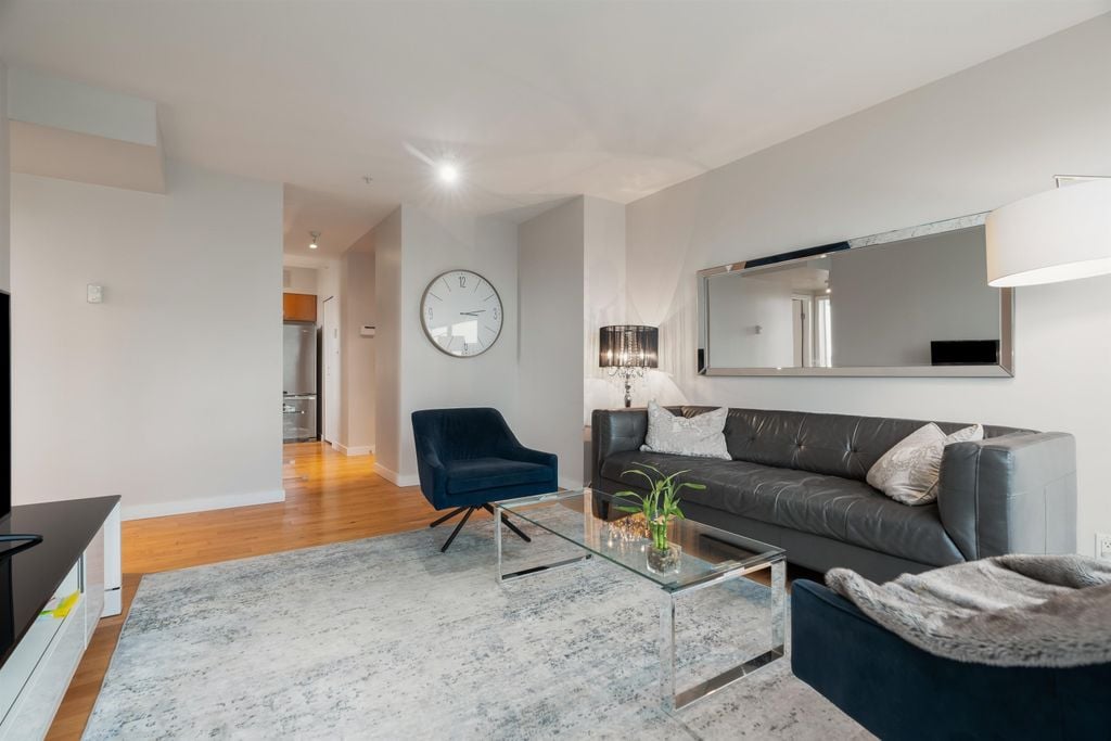 1288 W Georgia St, #3405