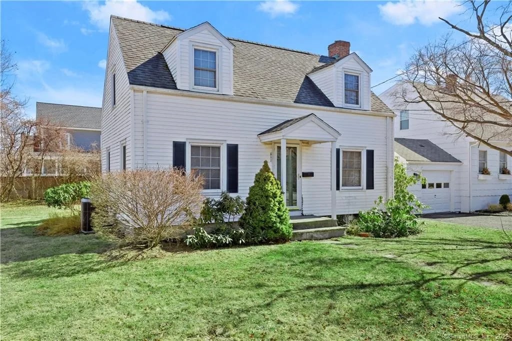 537 South Pine Creek Road