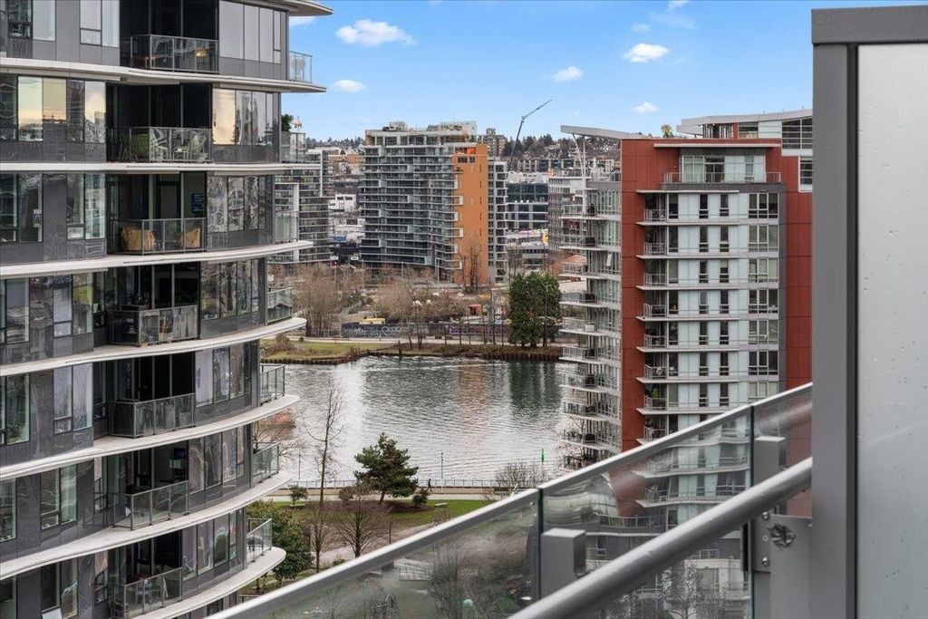 89 Nelson St, #1410