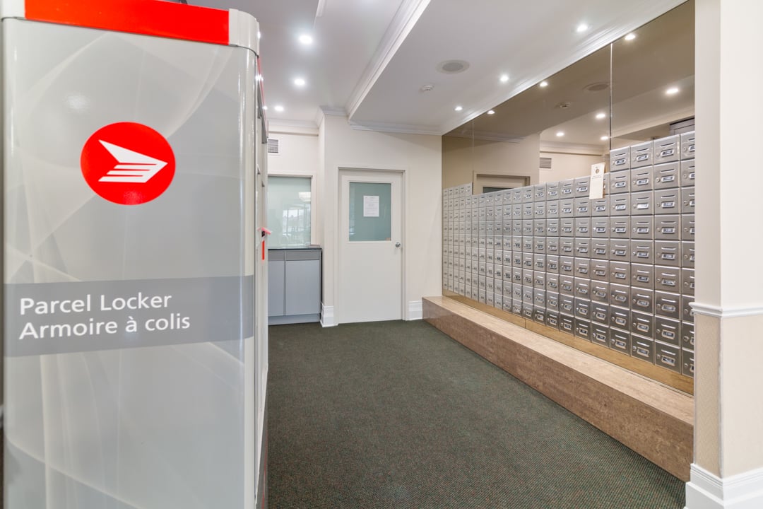 40 Harding Blvd #604