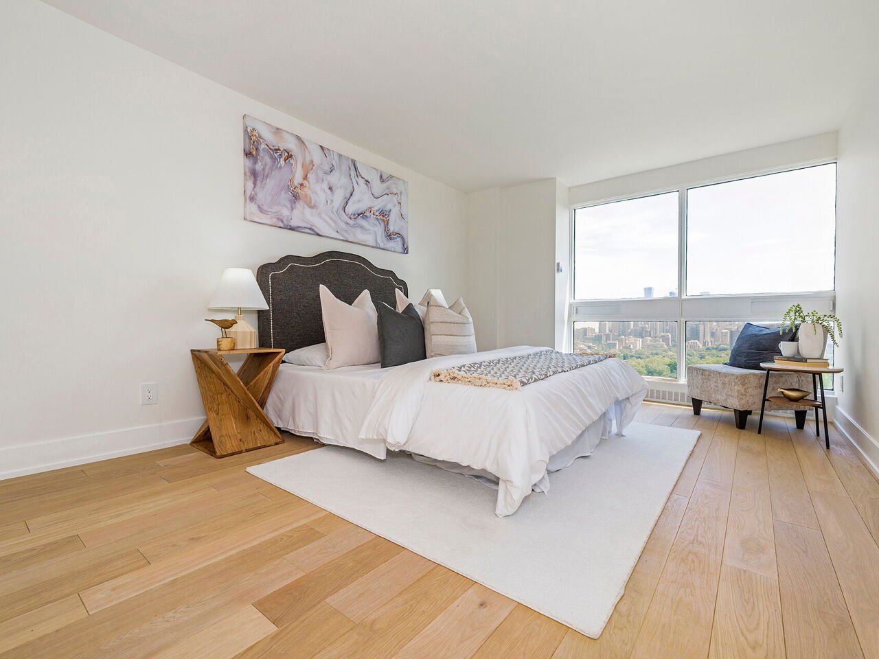 63 St Clair Ave W Unit: 1701
