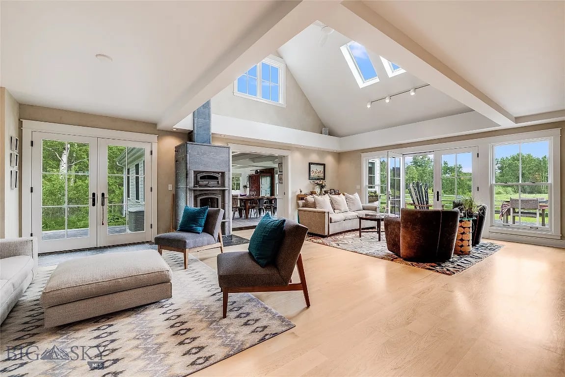 10380 Bridger Canyon Rd