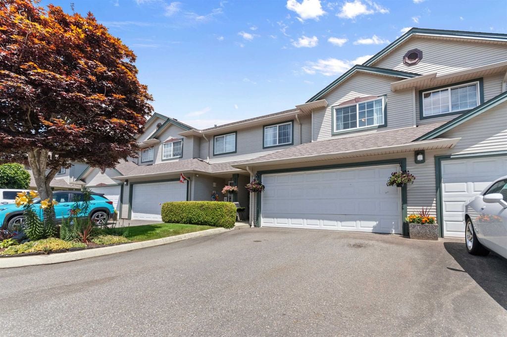 1530 Mackay Crescent, #12