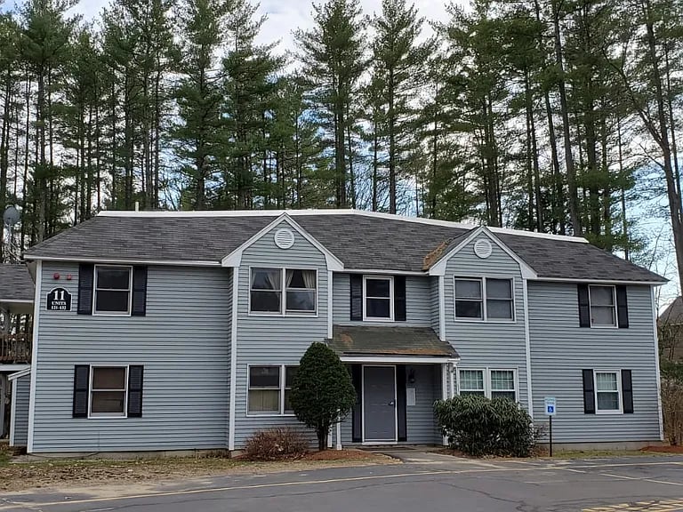 37 Alice Dr