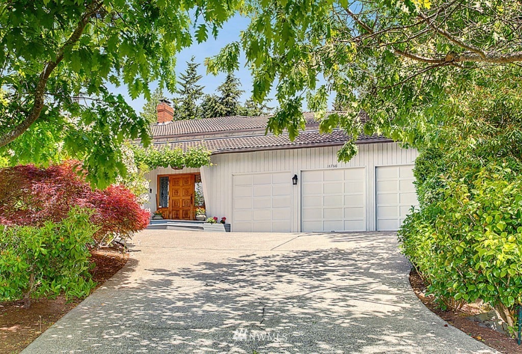 18760 Ridgefield Rd NW