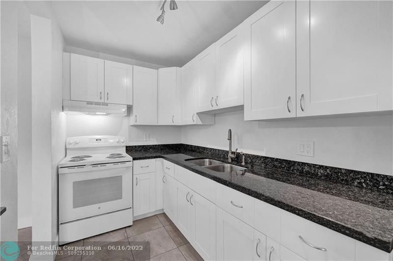 5050 Bayview Dr #21