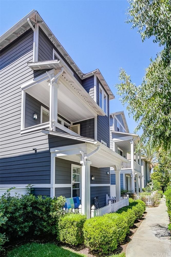 7461 Shelter Cove Cir