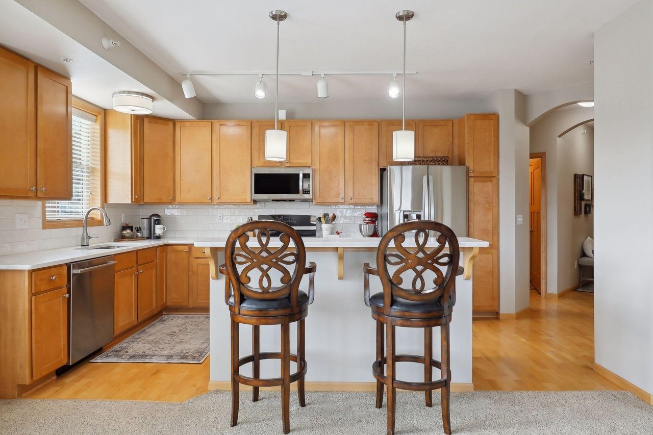 12501 Nicollet Ave #401